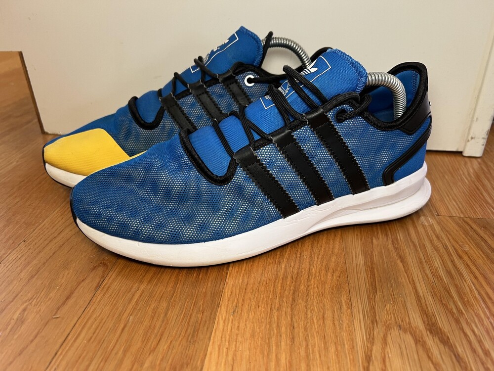 Adidas Originals Shoes Mens Size 10.5 Blue Yellow Running Sneakers AQ8322